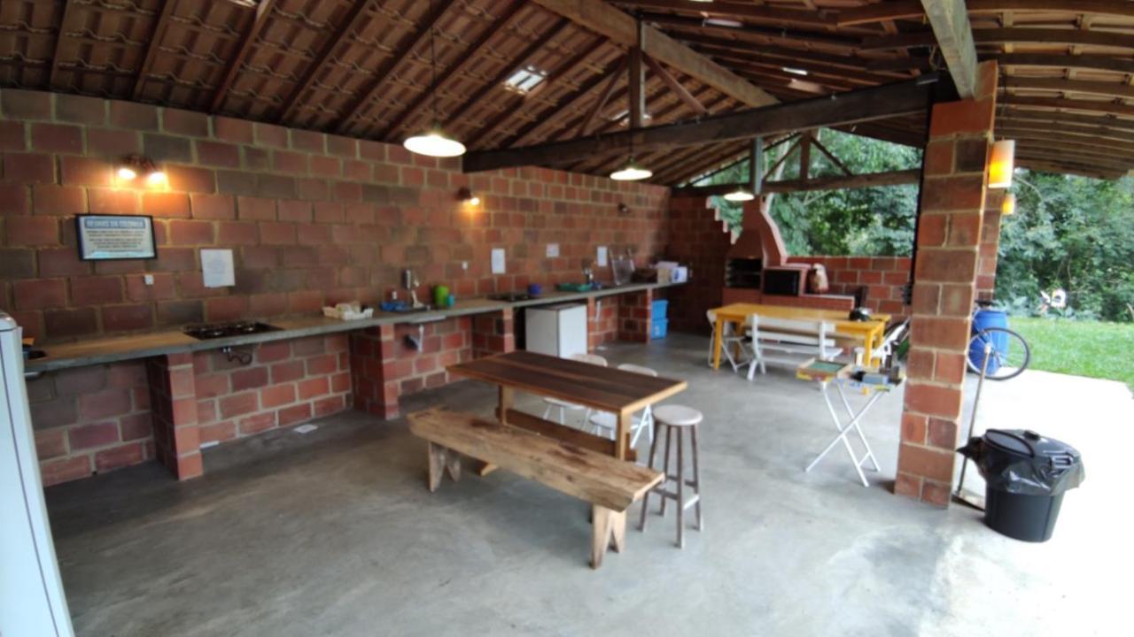 Pouso Donana Cama E Cafe Acomodação com café da manhã Itaipava Exterior foto