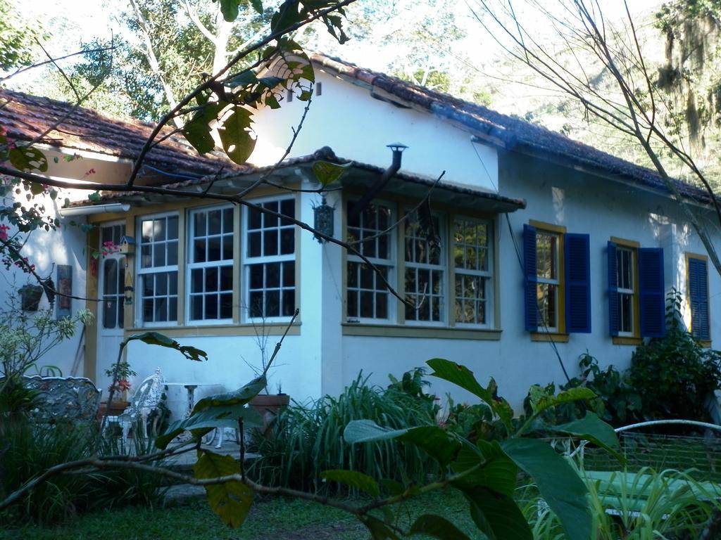 Pouso Donana Cama E Cafe Acomodação com café da manhã Itaipava Exterior foto