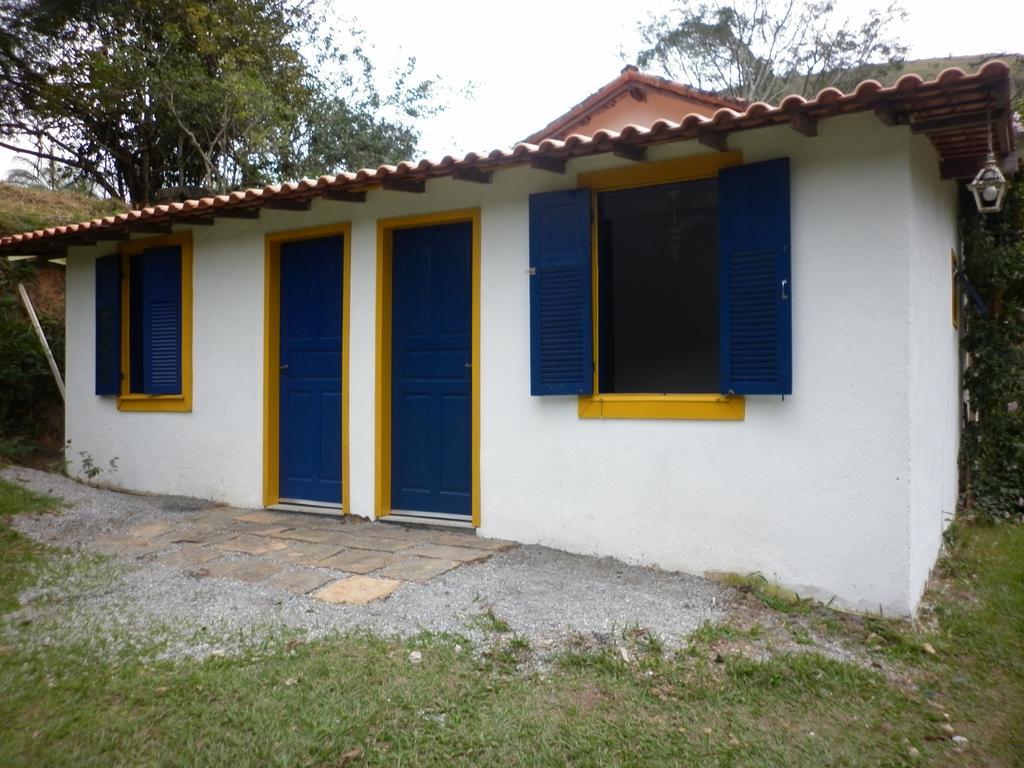 Pouso Donana Cama E Cafe Acomodação com café da manhã Itaipava Exterior foto